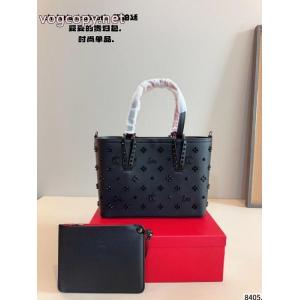 新品登場 大人気商品 雑誌掲載アイテムセール偽 ブランド バッグChristian Louboutin
