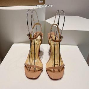 サンダルChristian LouboutinVIPセール 爆発的人気再入荷 若々しい雰囲気コピー 商品 販売.