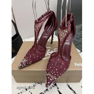 ブーツChristian Louboutinコピー ブランド今シーズンも人気ブランド 不動の人気商品 販売店舗限定モデル..