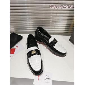 スーパー コピー 安心 ビジネスシューズ主役になる存在感 完売必至!!  新作可愛い花柄 Christian Louboutin..