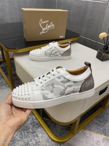 ブランド コピー 販売 Christian Louboutinスニーカー北欧ブランド新作大人気