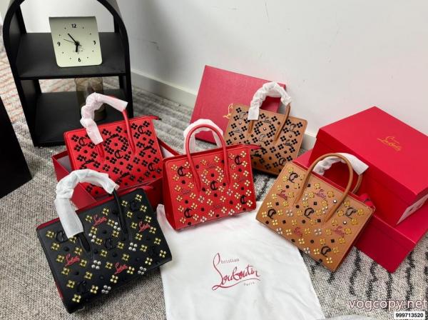 ブランド コピー s 級2026年人気商品 大活躍 限定デザイン大人気完売前にバッグChristian Louboutin 0 