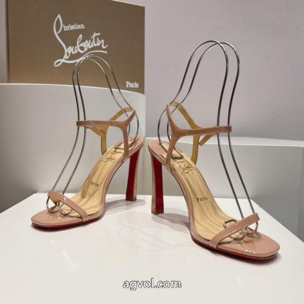 サンダルChristian LouboutinVIPセール 爆発的人気再入荷 若々しい雰囲気コピー 商品 販売. 3