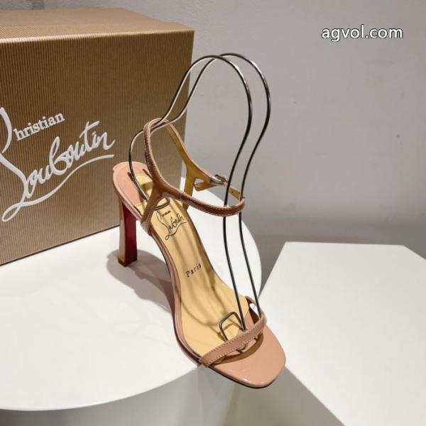 サンダルChristian LouboutinVIPセール 爆発的人気再入荷 若々しい雰囲気コピー 商品 販売. 5
