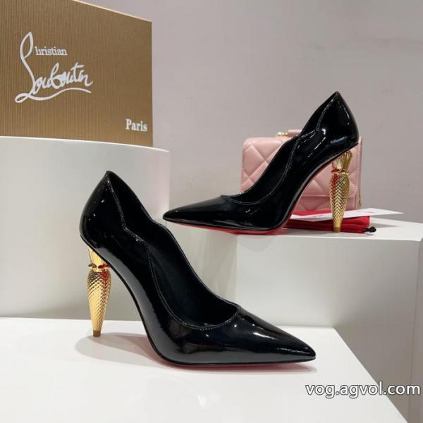 ハイヒールChristian Louboutin切りっぱなしデザイン どんなシーンにも 最新の品偽物 ブランド 激安. 0
