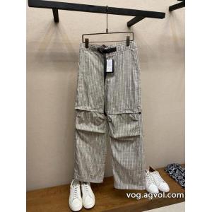 スラックス首胸ロゴ 限定 2026年大人気 立ち上げより入荷!コピー ブランド 通販 安心LOUIS VUITTON.