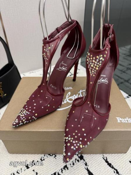ブーツChristian Louboutinコピー ブランド今シーズンも人気ブランド 不動の人気商品 販売店舗限定モデル.. 3