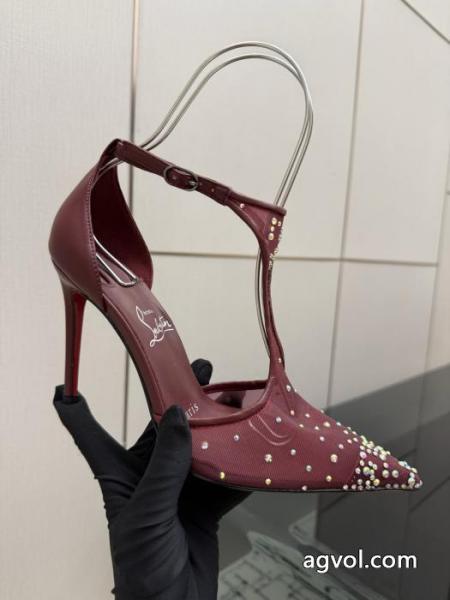 ブーツChristian Louboutinコピー ブランド今シーズンも人気ブランド 不動の人気商品 販売店舗限定モデル.. 4
